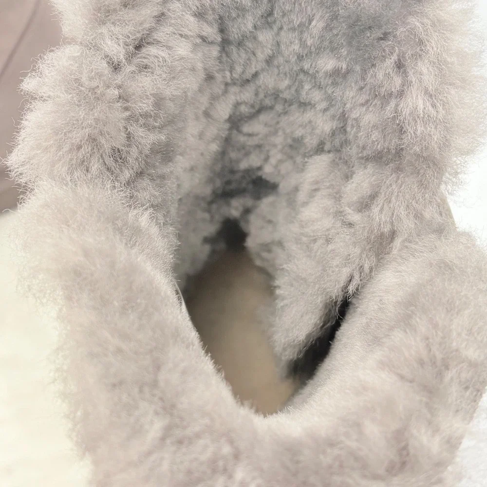 UGG gita shearling