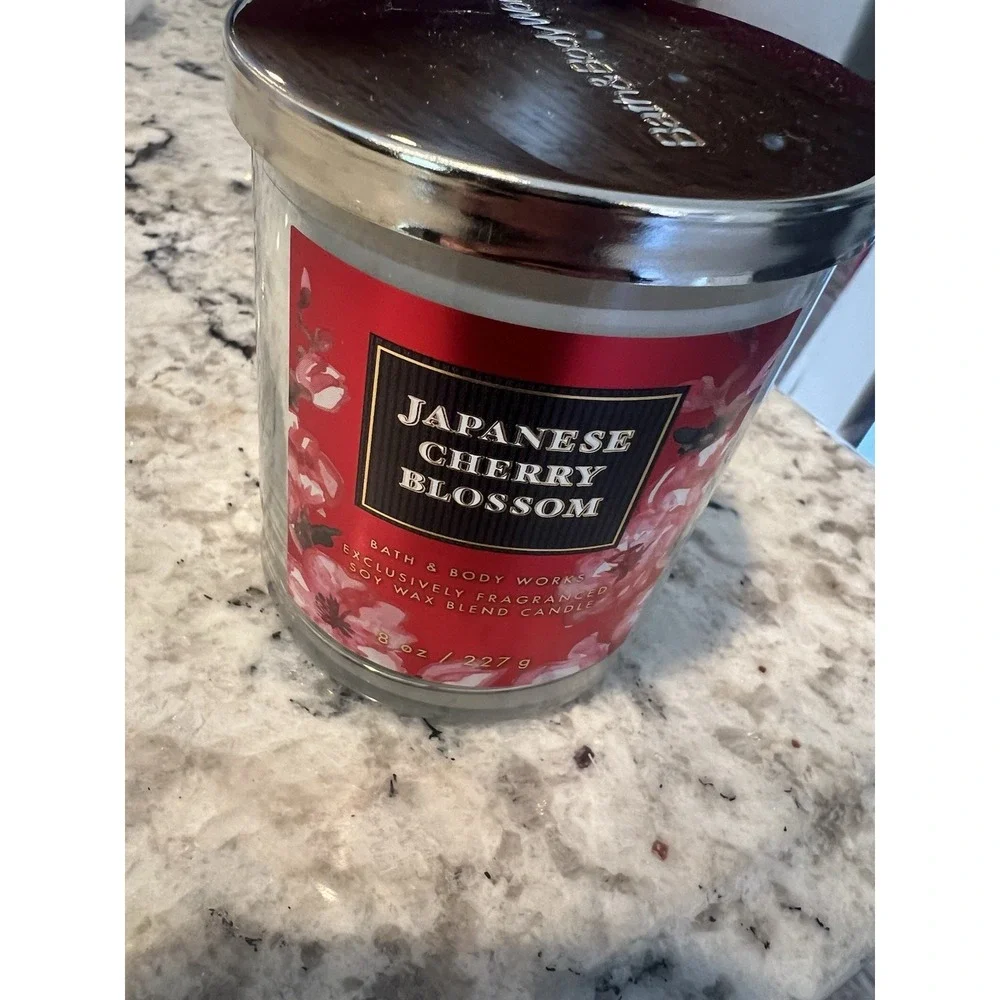 Bath &‎ Body Works Japanese Cherry Blossom Single Wick Scented Candle 8 oz Jar