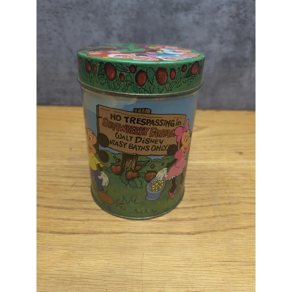 Vintage Disney Strawberry Bank Tin FantasyLand Strawberry‎ Donald Mickey Dwarves