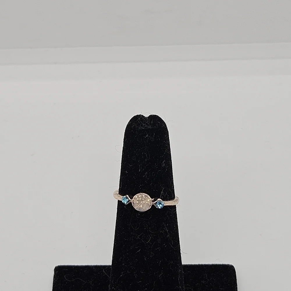 N/A small gold