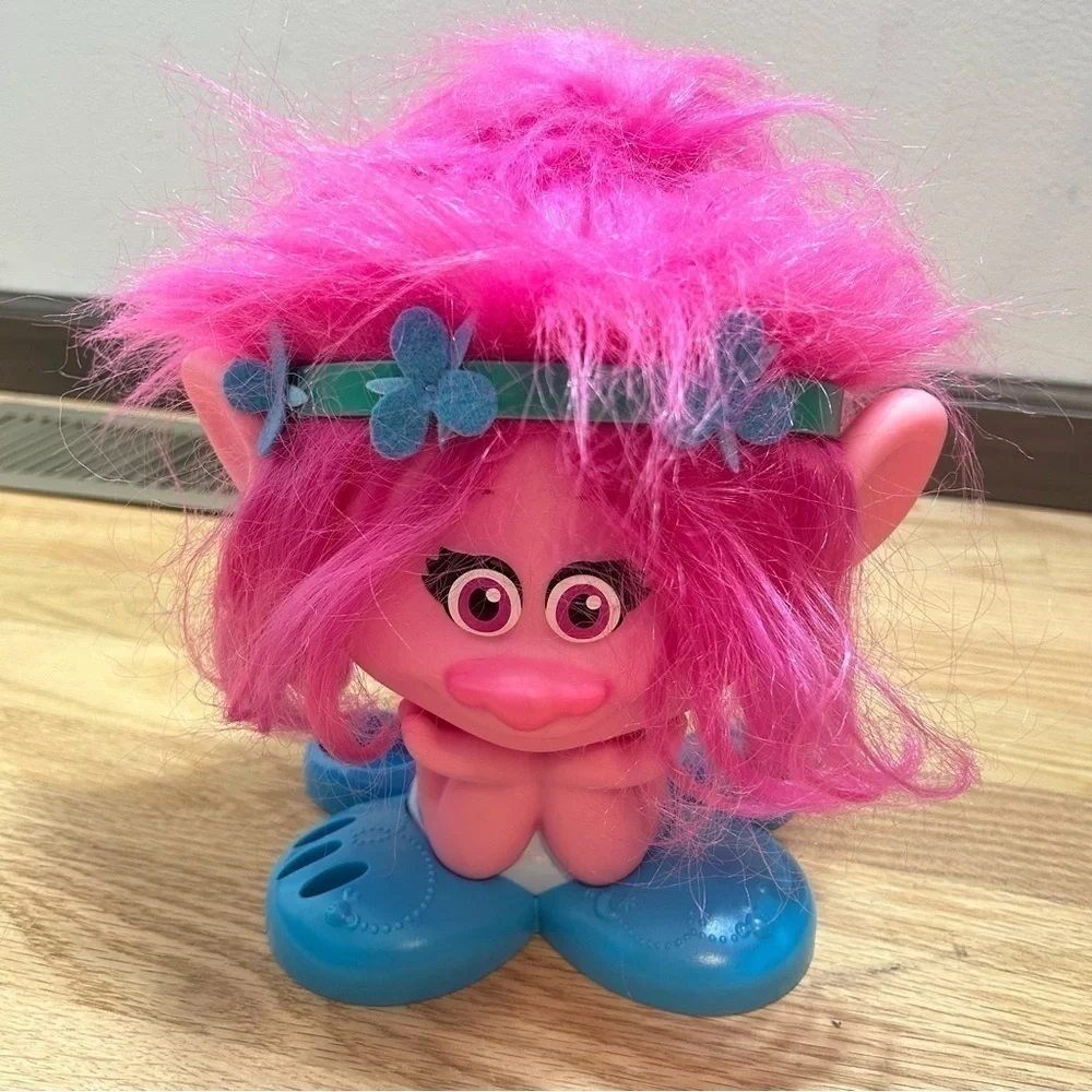 Trolls poppy styling