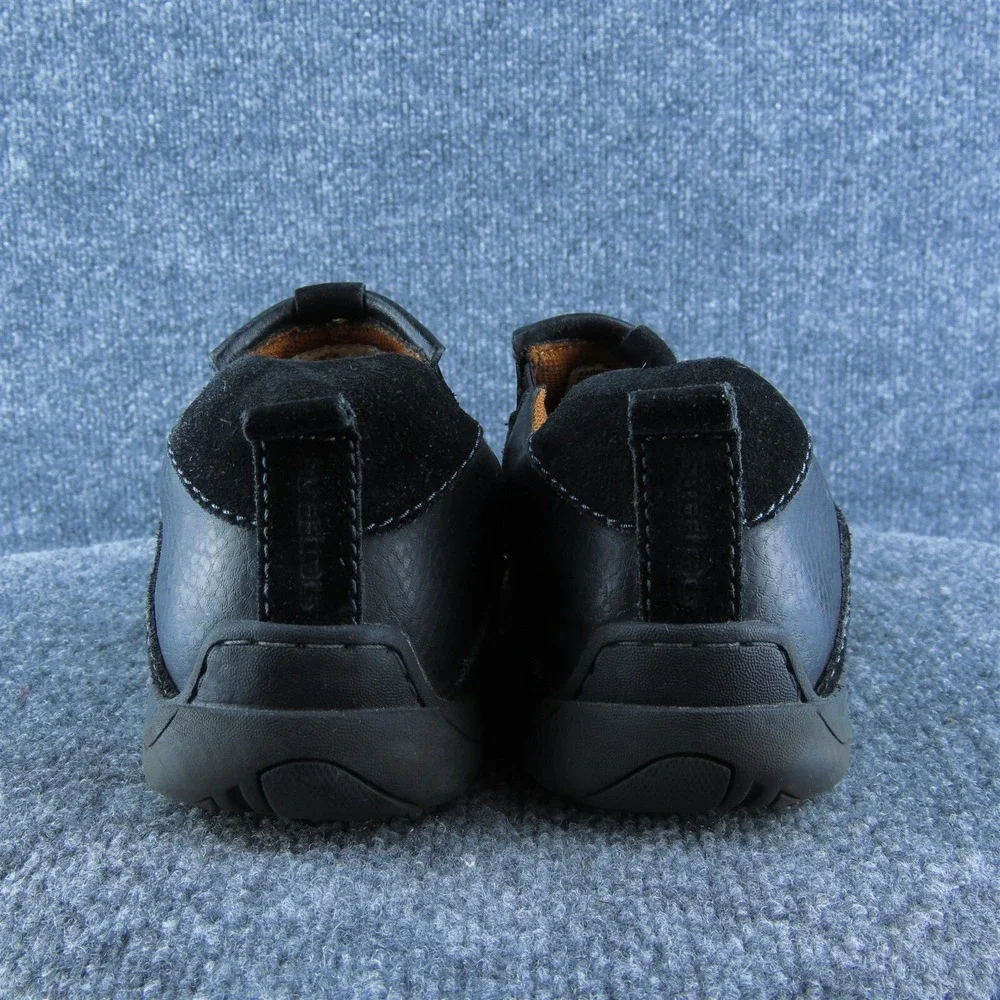 Streetcars welcome shoe