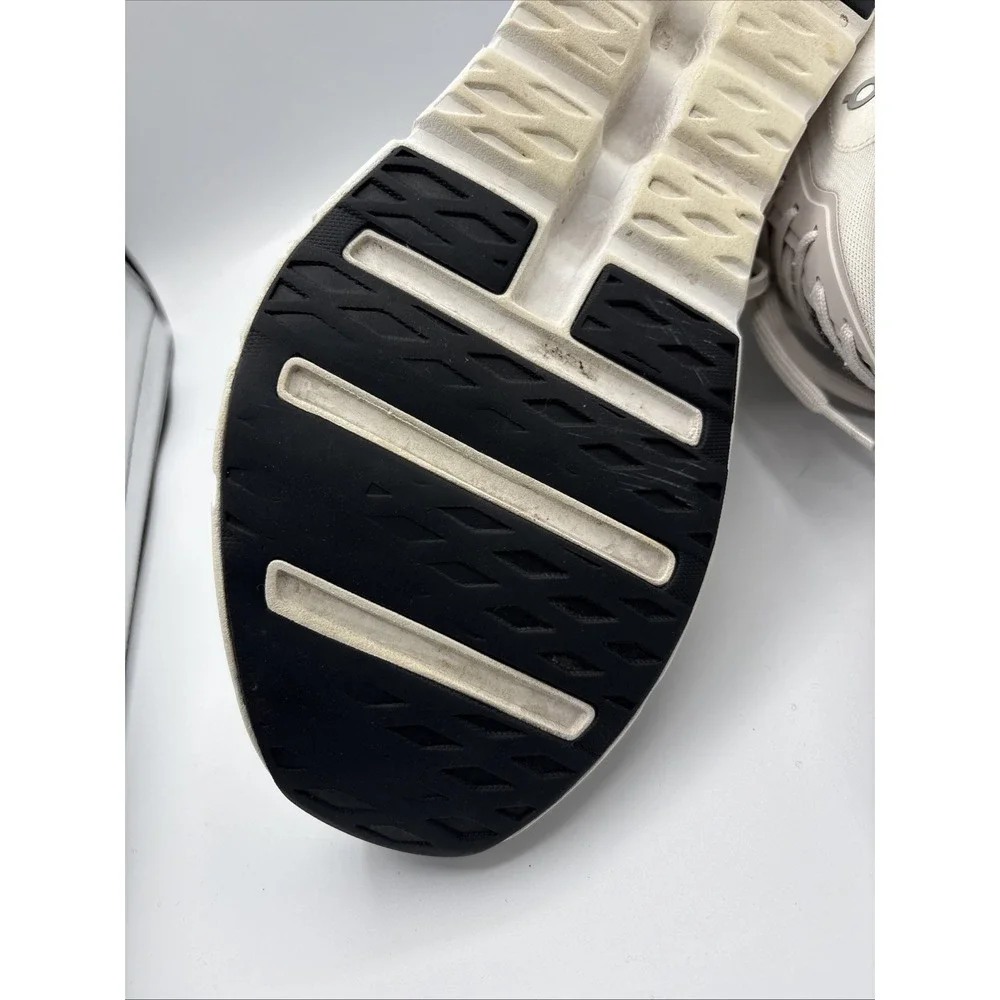 On Running preowned shoes