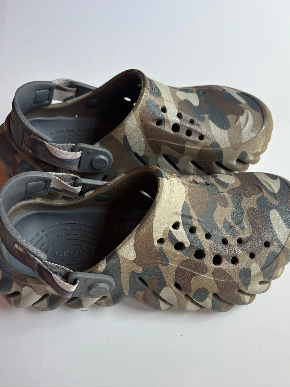 CROCS signature comfort