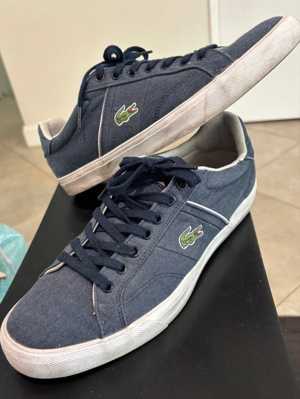 Lacoste Men's Lerond Low-Profile Sneaker Size 9.5