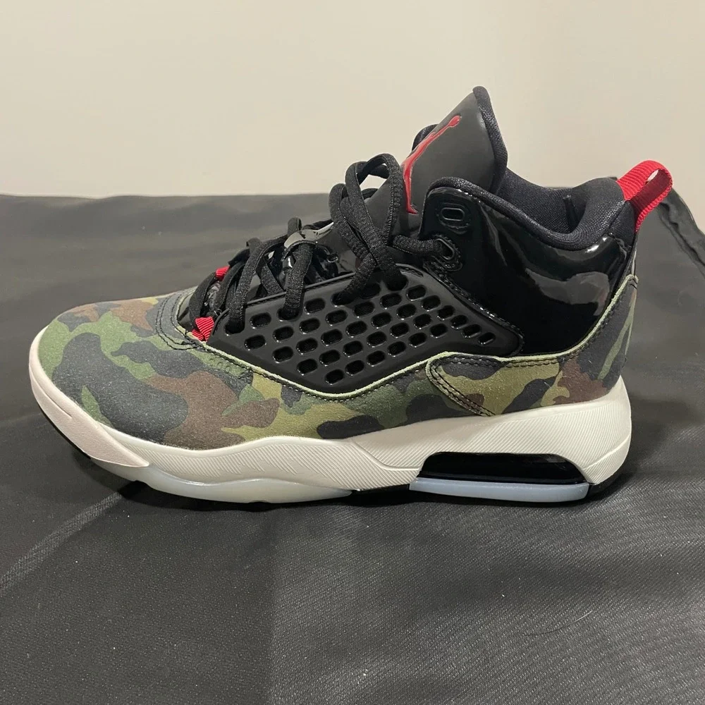 Jordan Mars 270 Low Camo Black Red Basketball Shoes CD6107-200 Mens 7.5