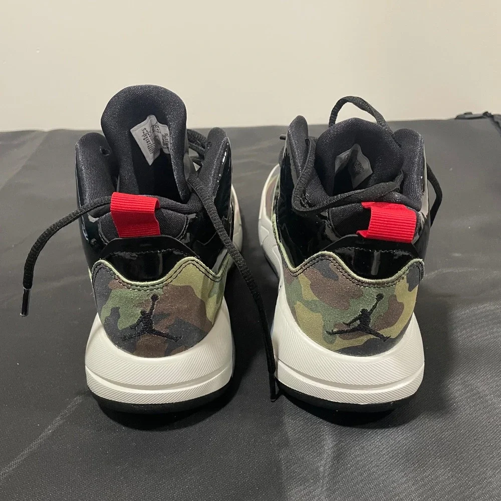 Jordan mars 270