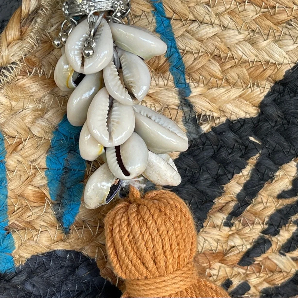 Antika Kraft stylish woven