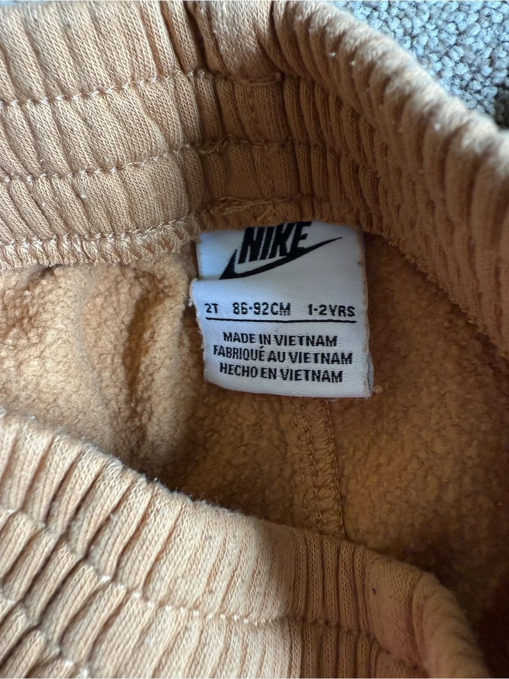 Nike kids jogger