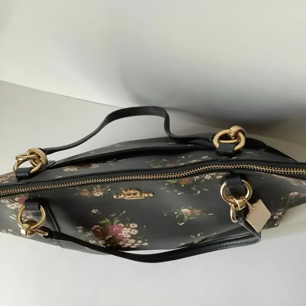 Coach *in excellent