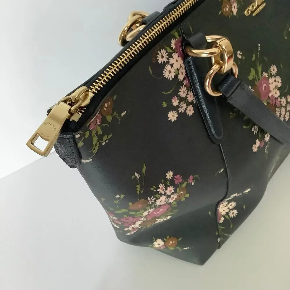 Coach *in excellent