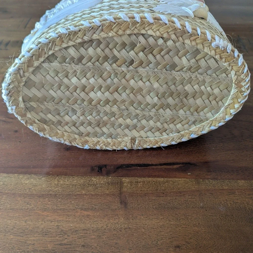 N/A woven straw