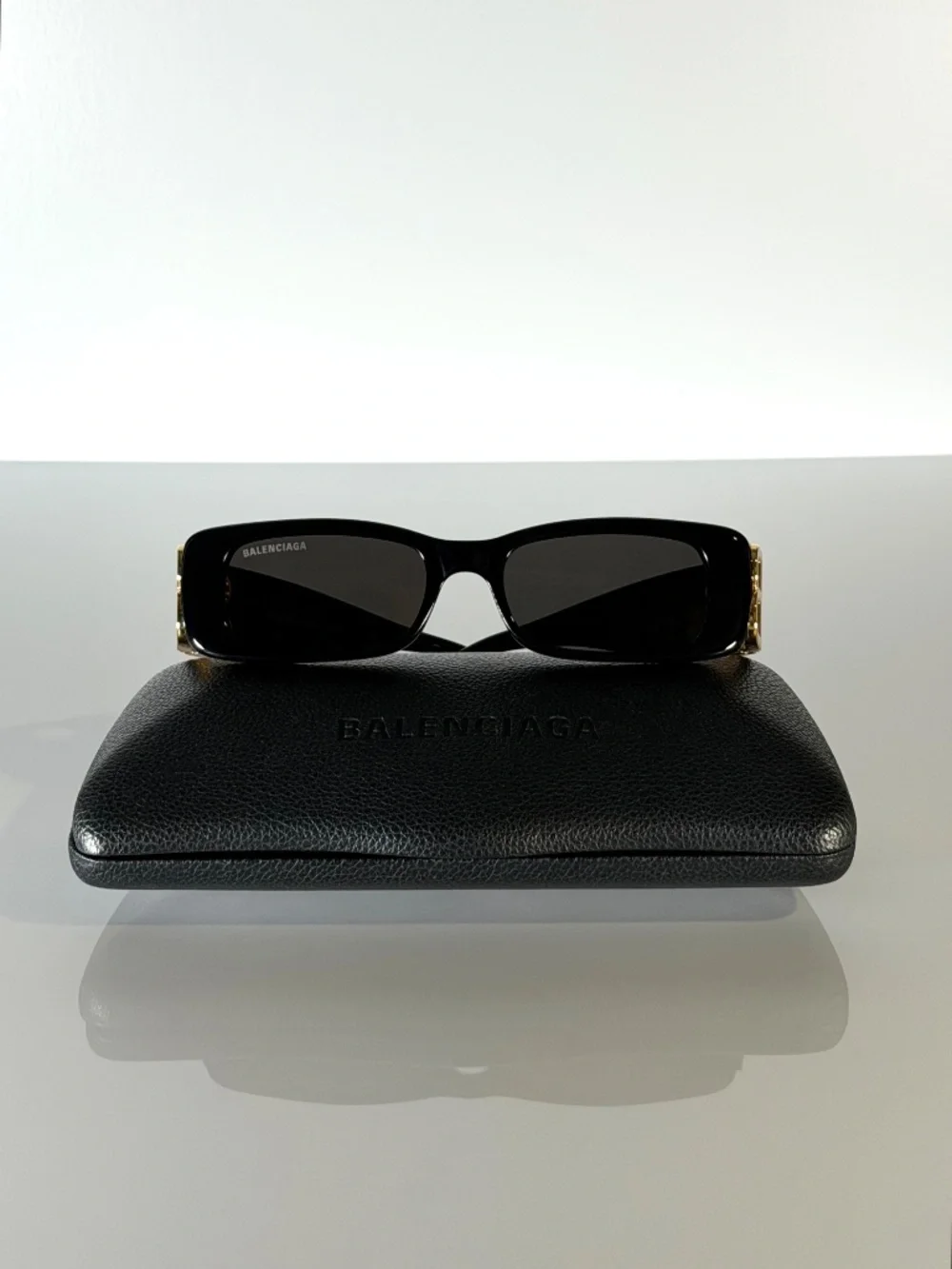 Balenciaga iconic dynasty