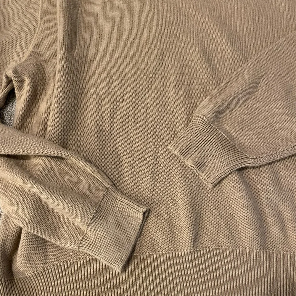 W.H BELK tan cotton