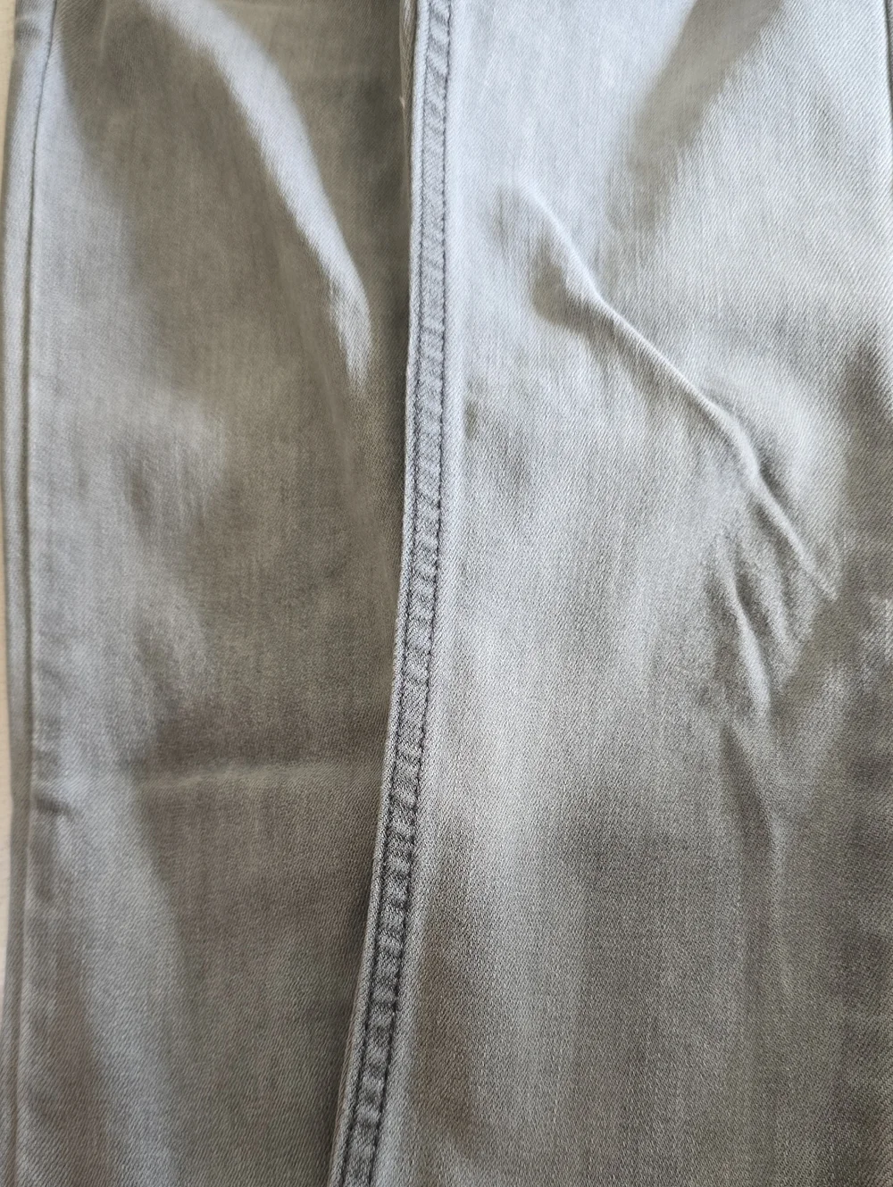 Levis four pairs