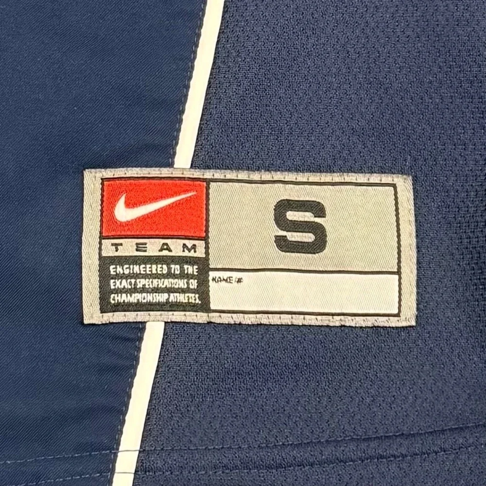 Nike team dri