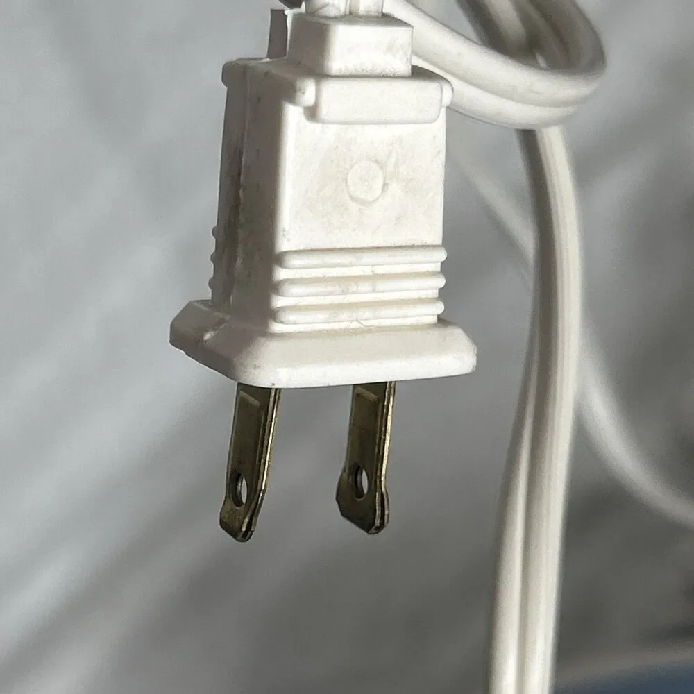 Unbranded vintage white