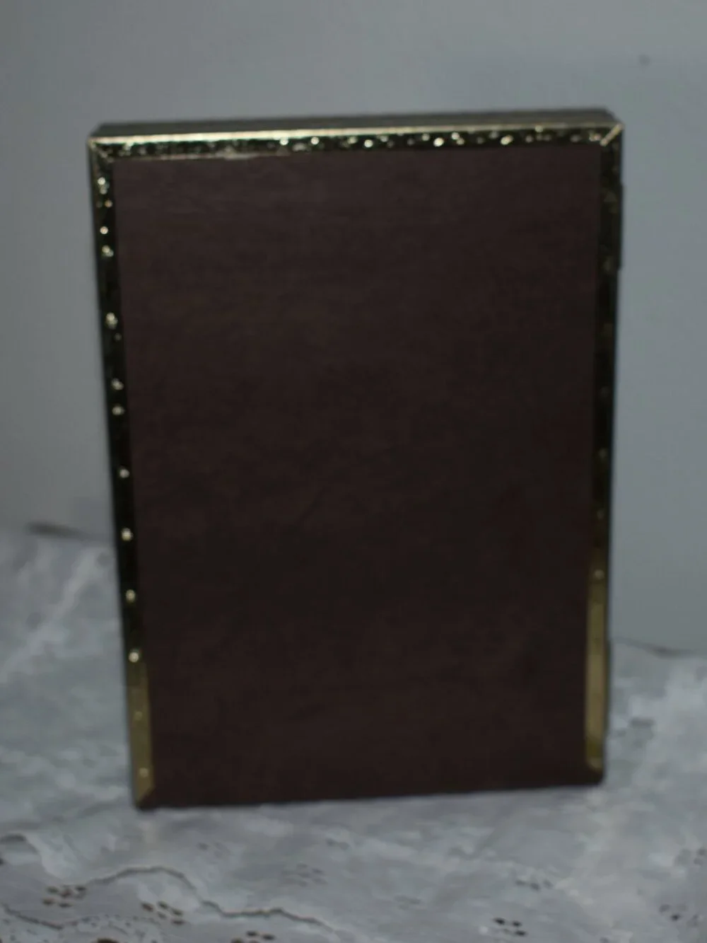 N/A vintage hinged