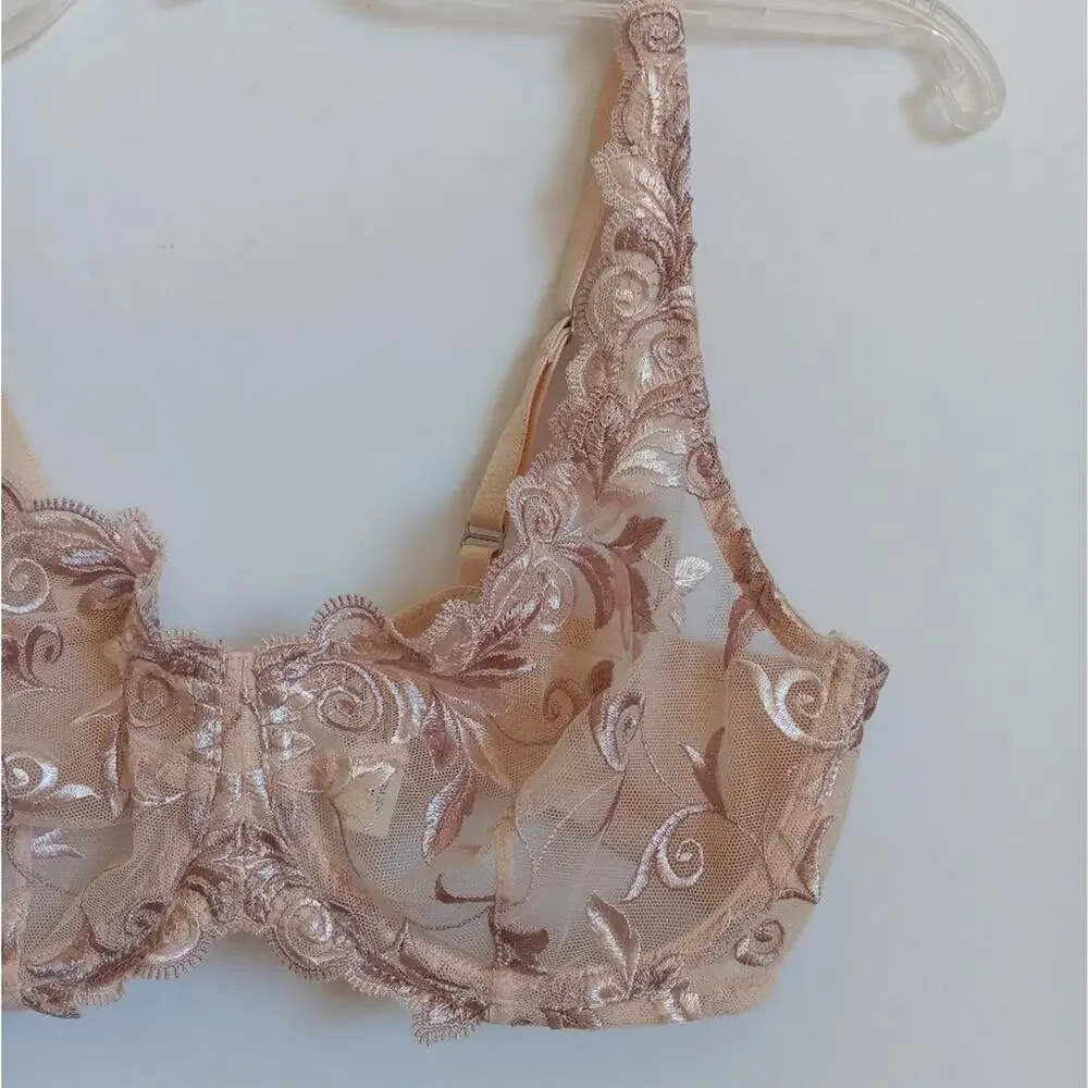 Soma sensual lace
