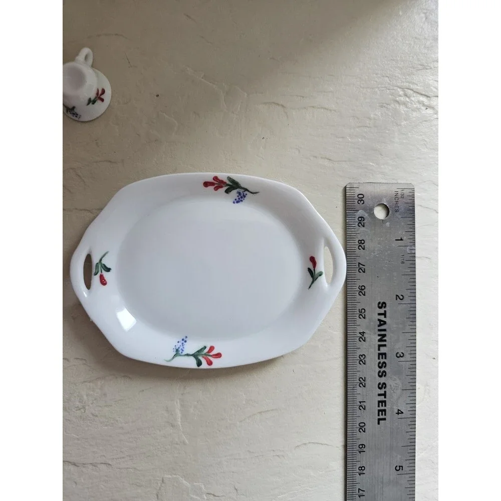 Unbranded vintage miniature
