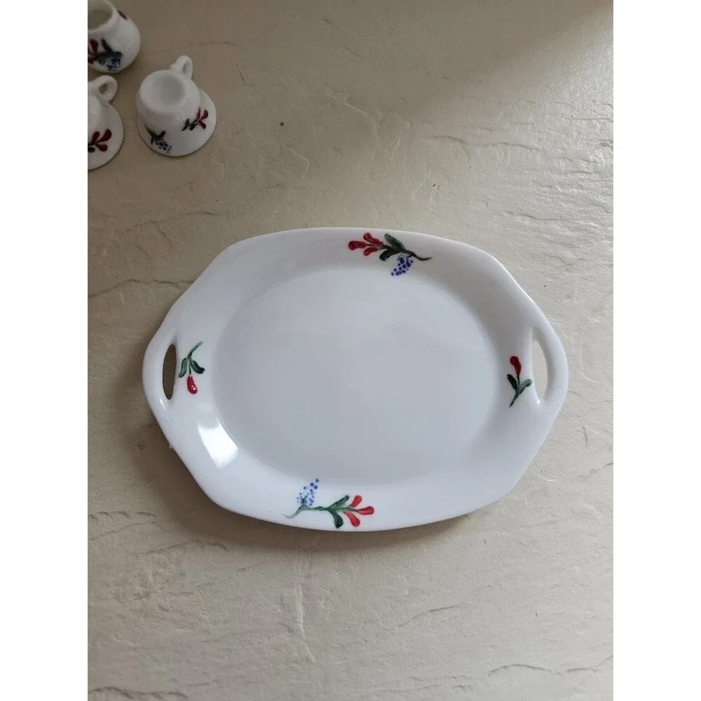 Unbranded vintage miniature