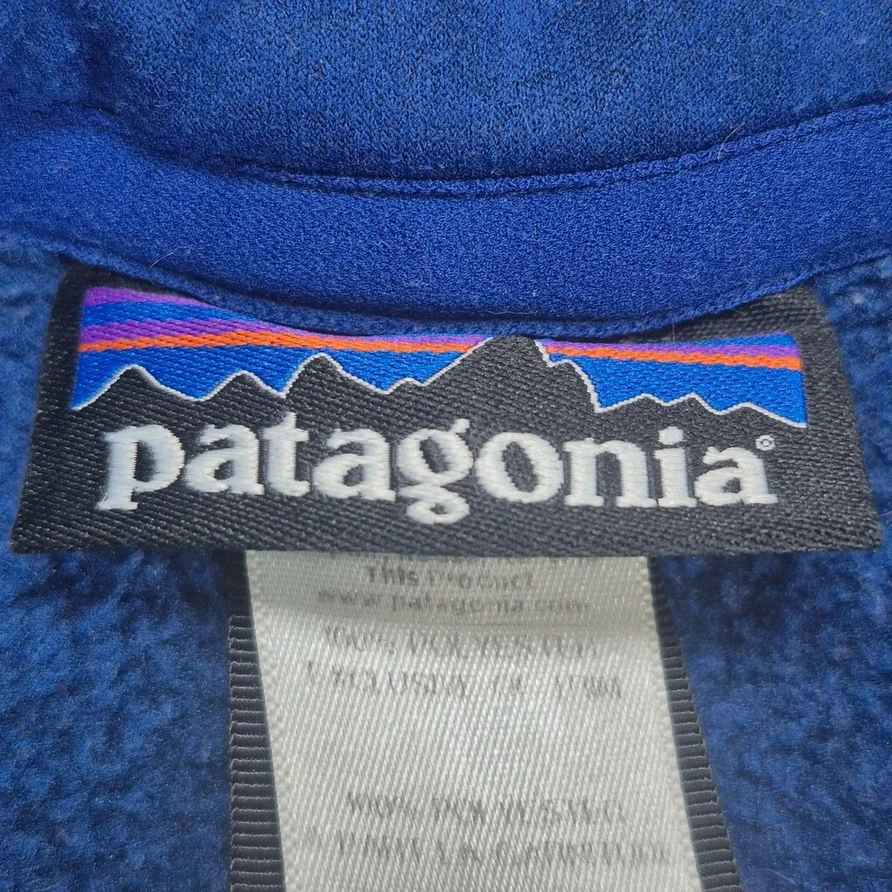 Patagonia minor signs