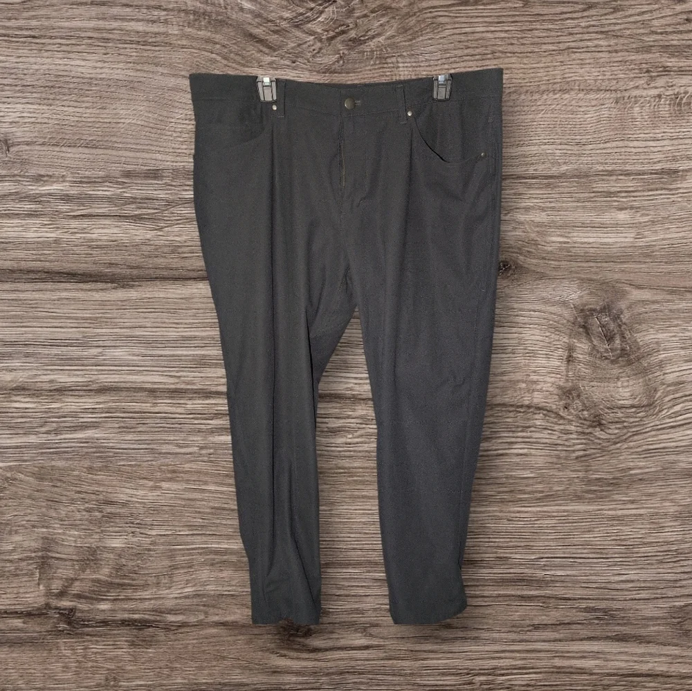 lululemon athletica pocket jean