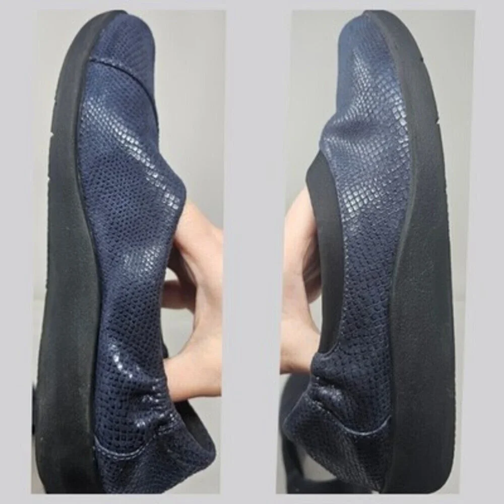 Clarks comfortable women