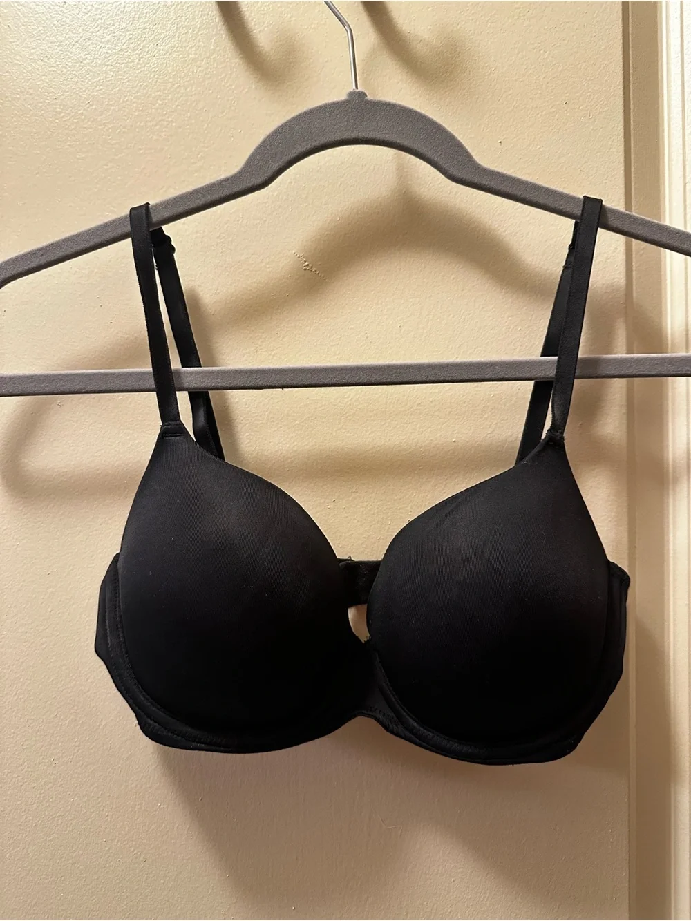 PINK Victoria's Secret Black Smooth Everywhere Bra