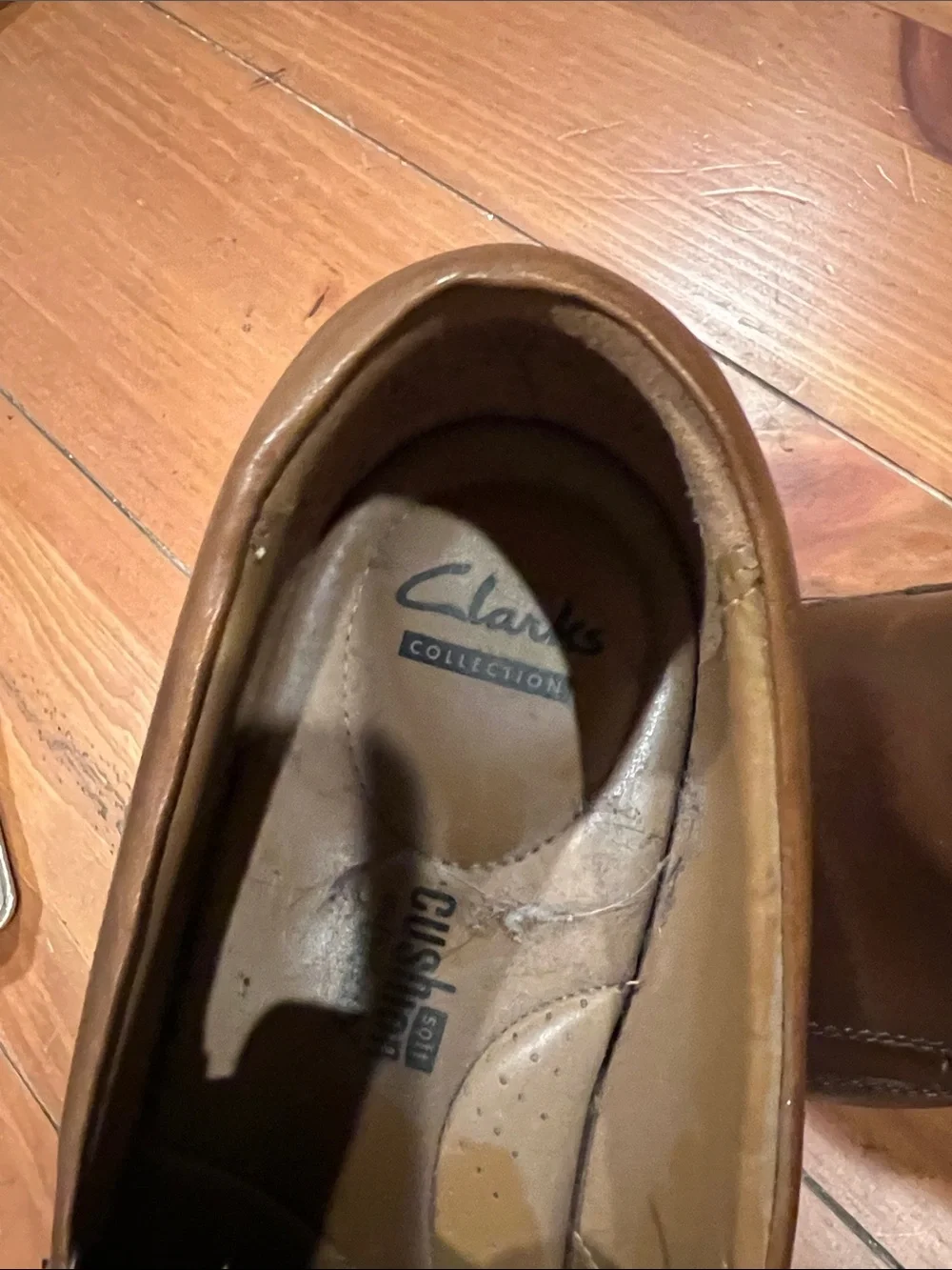 Clarks smooth tan