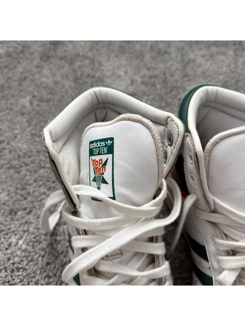 adidas these top