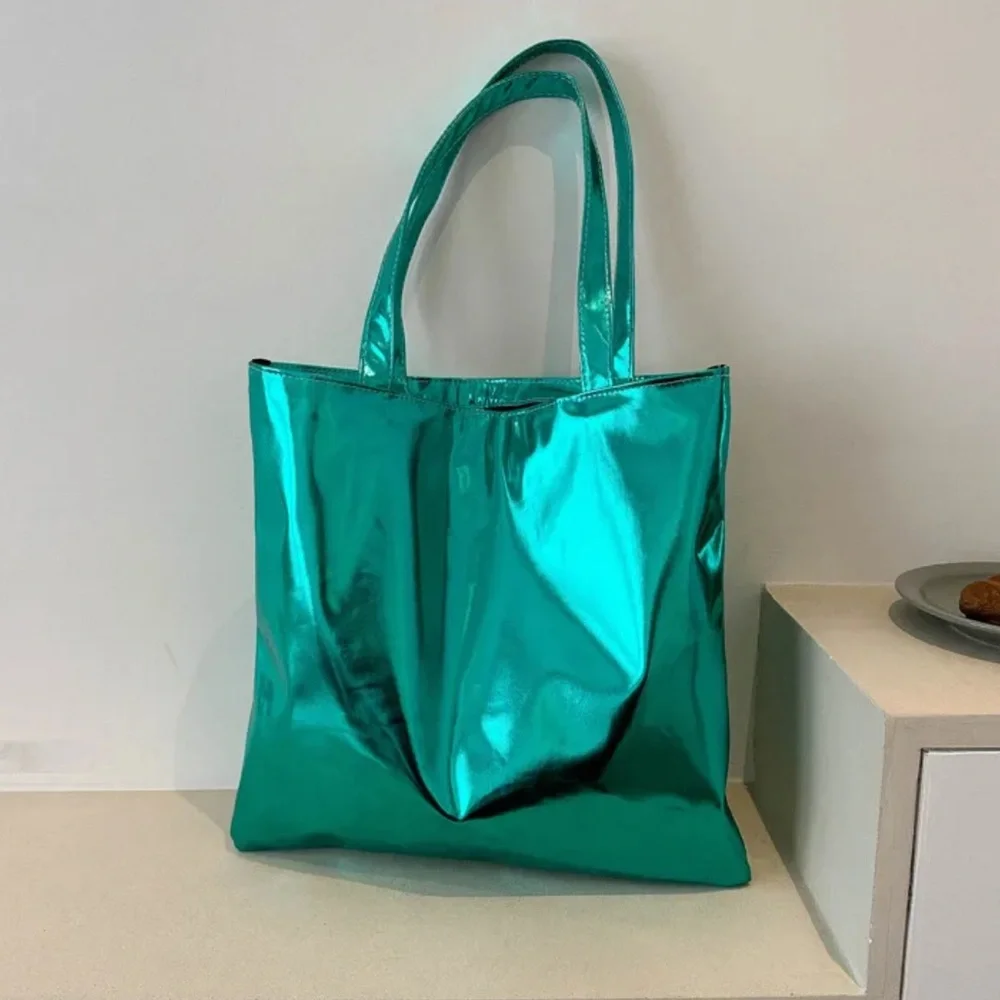 Unbranded clean modern