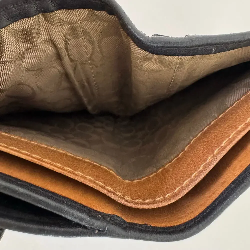 Coach bi fold