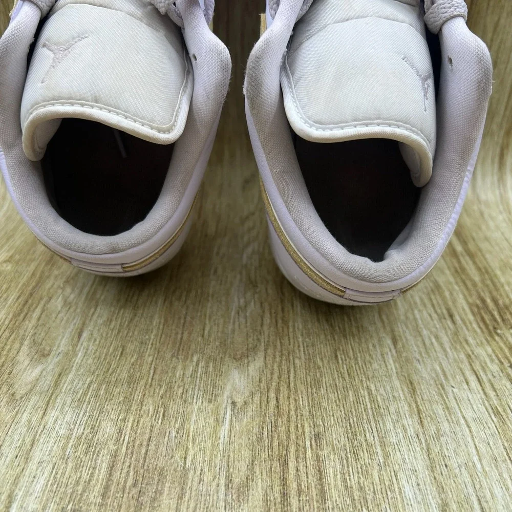 Nike preowned no