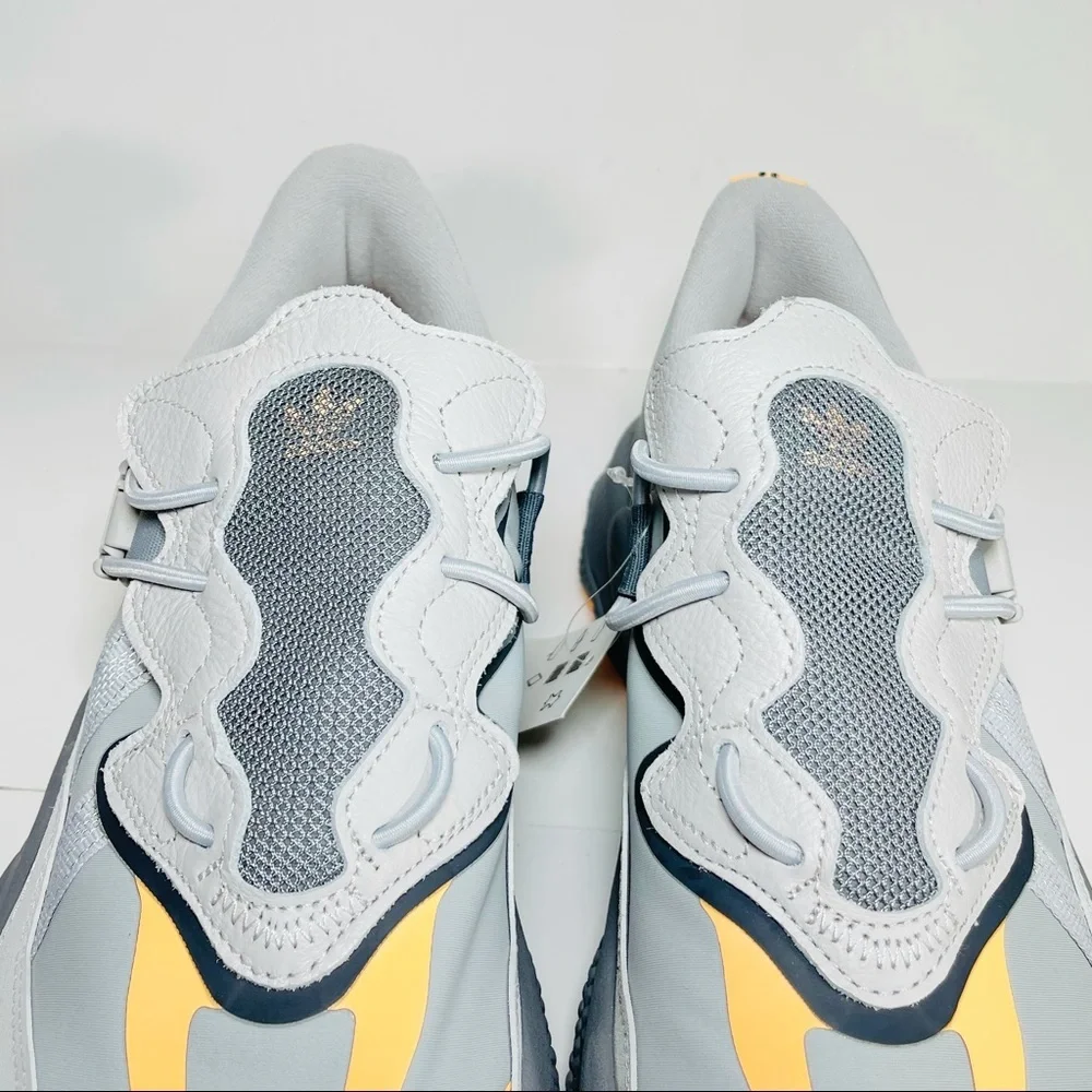 adidas ozweego flipshield