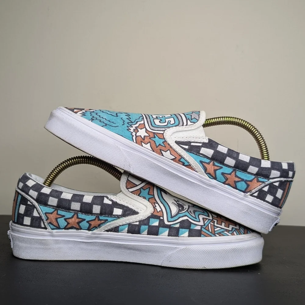 Vans eye catching