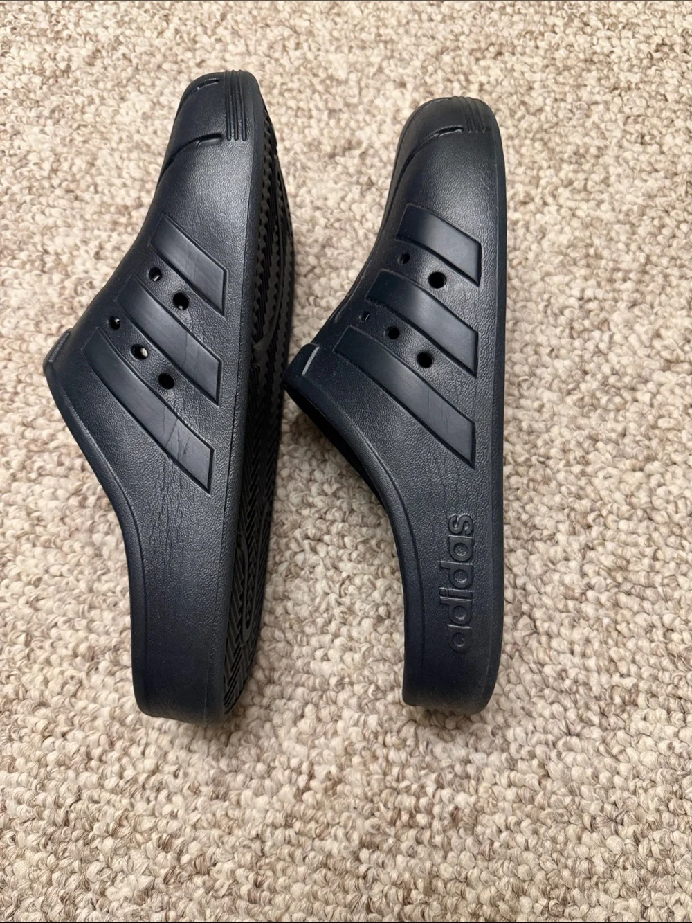 adidas lightweight clogs
