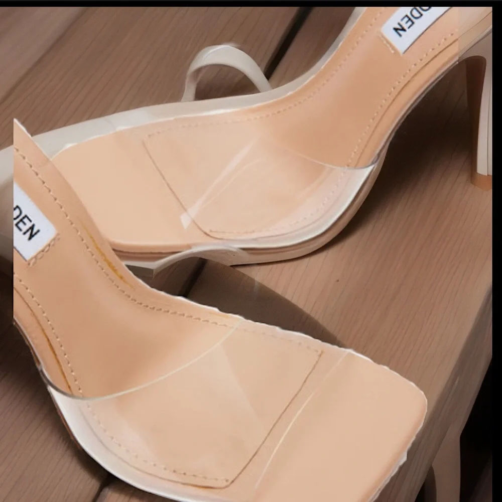 Steve Madden brand new