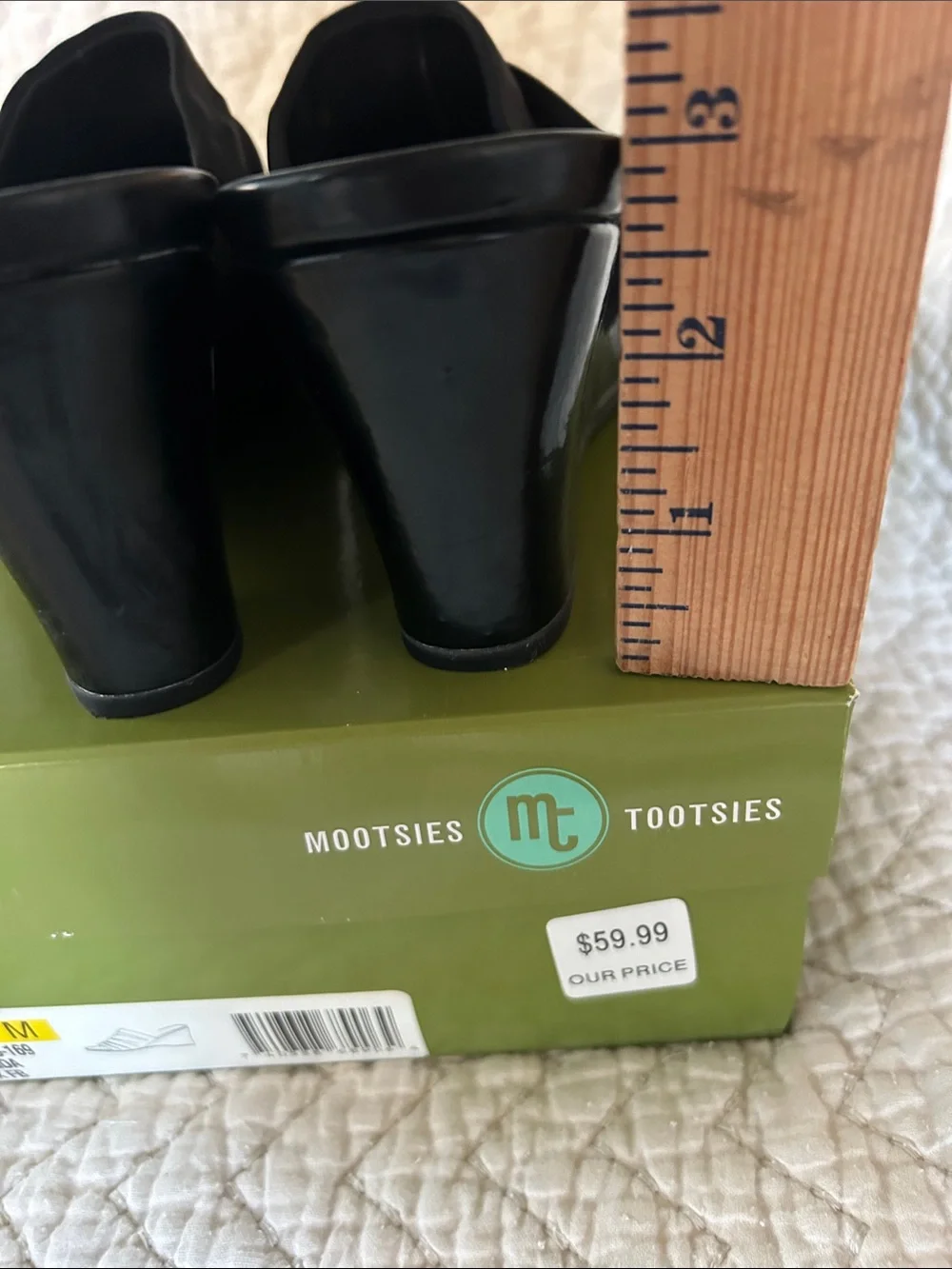 Mootsies Tootsies mootsies tootsies