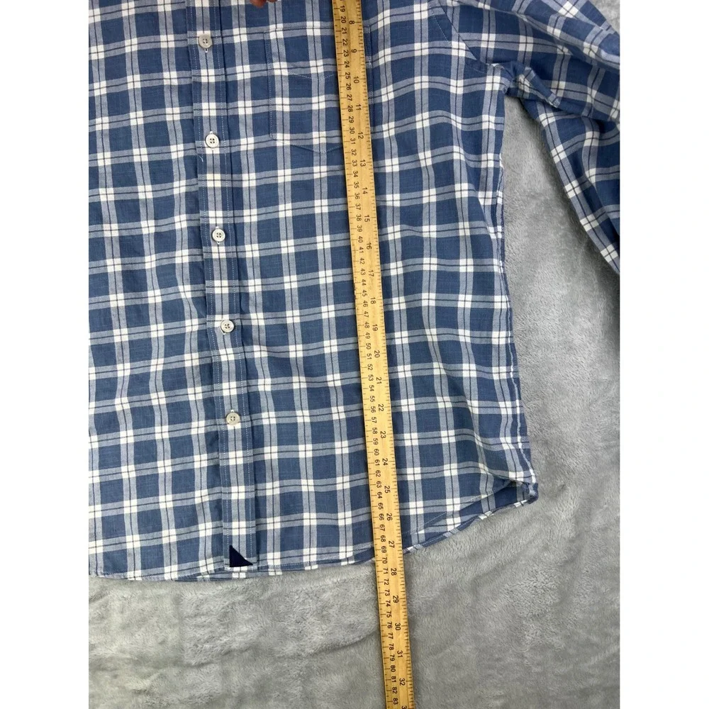 UNTUCKit experience effortless