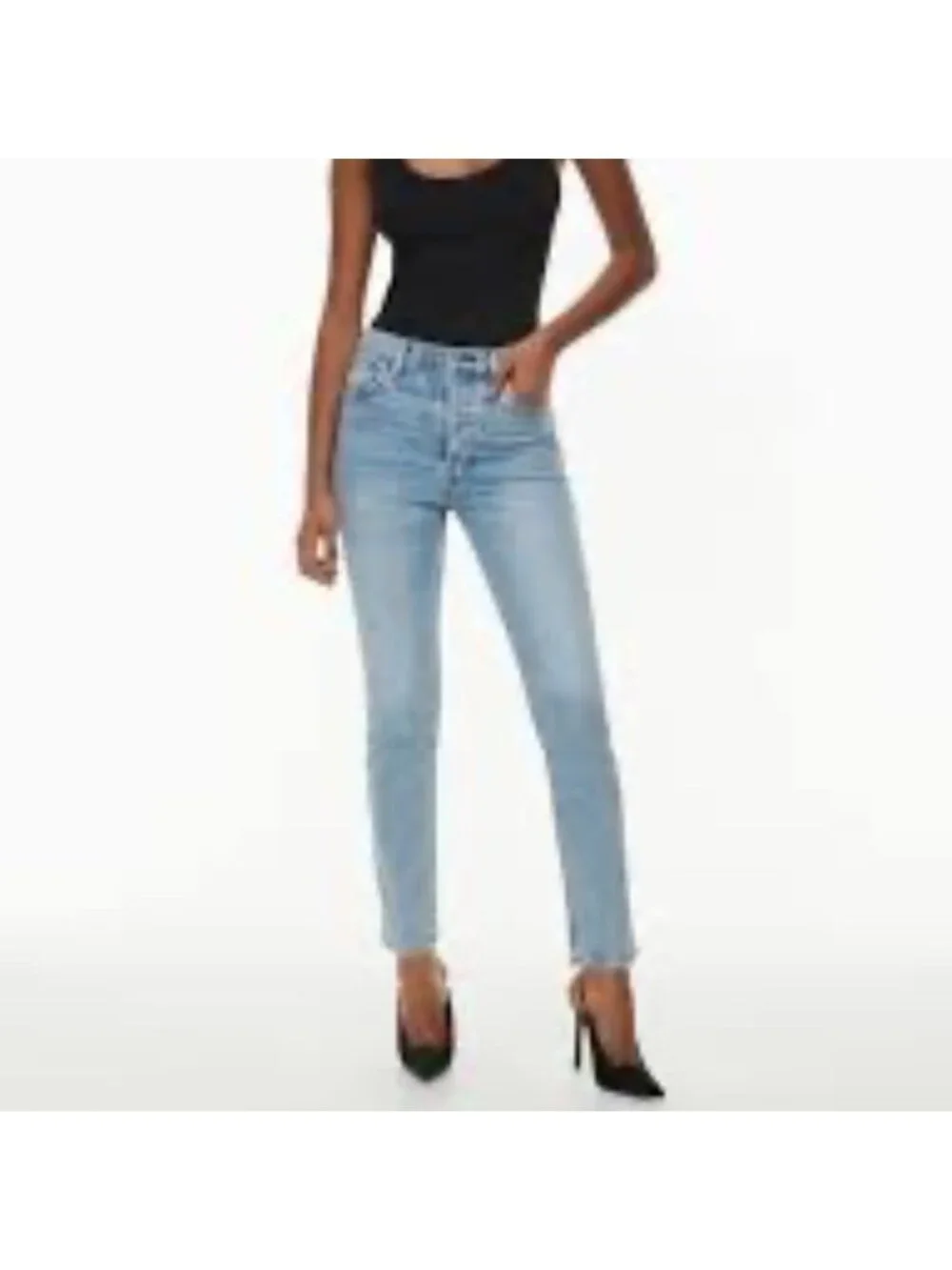 Aritzia excellent modern