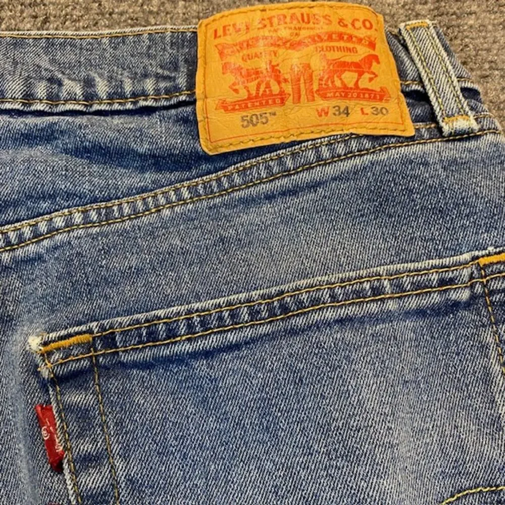 Levis levis 505