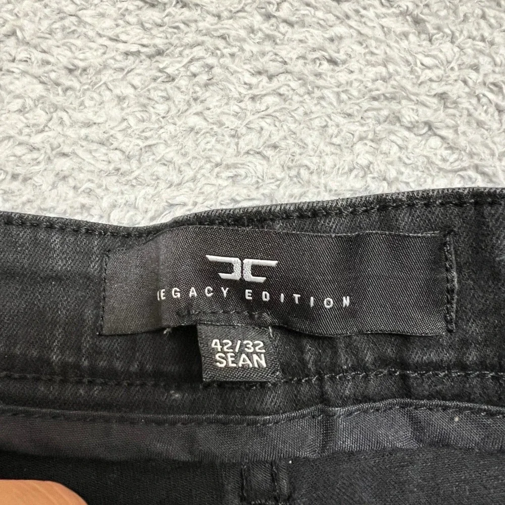 Legacy Edition measurements waist