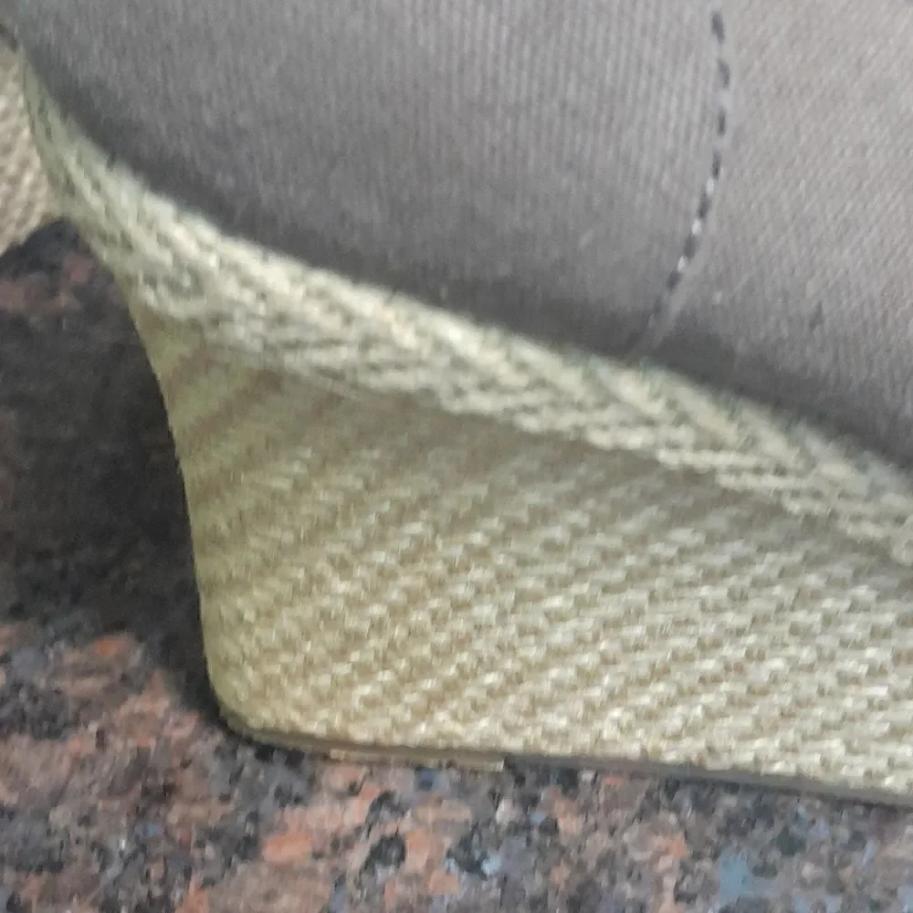 Toms preowned minimal