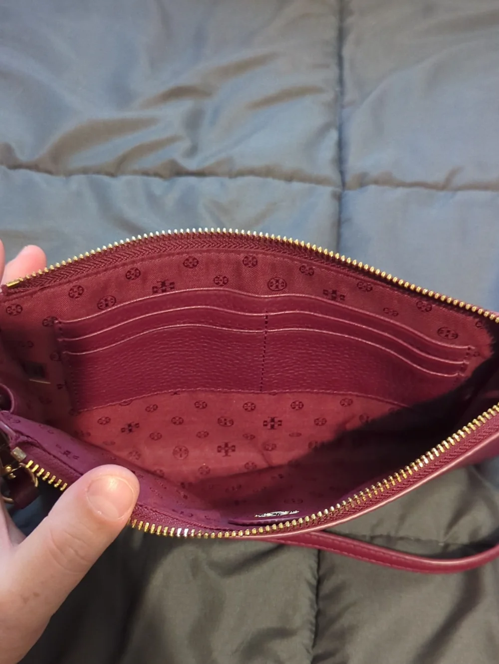 Tory Burch Burgundy Leather Carter Crossbody Wallet Bag with‎ Gold Hardware