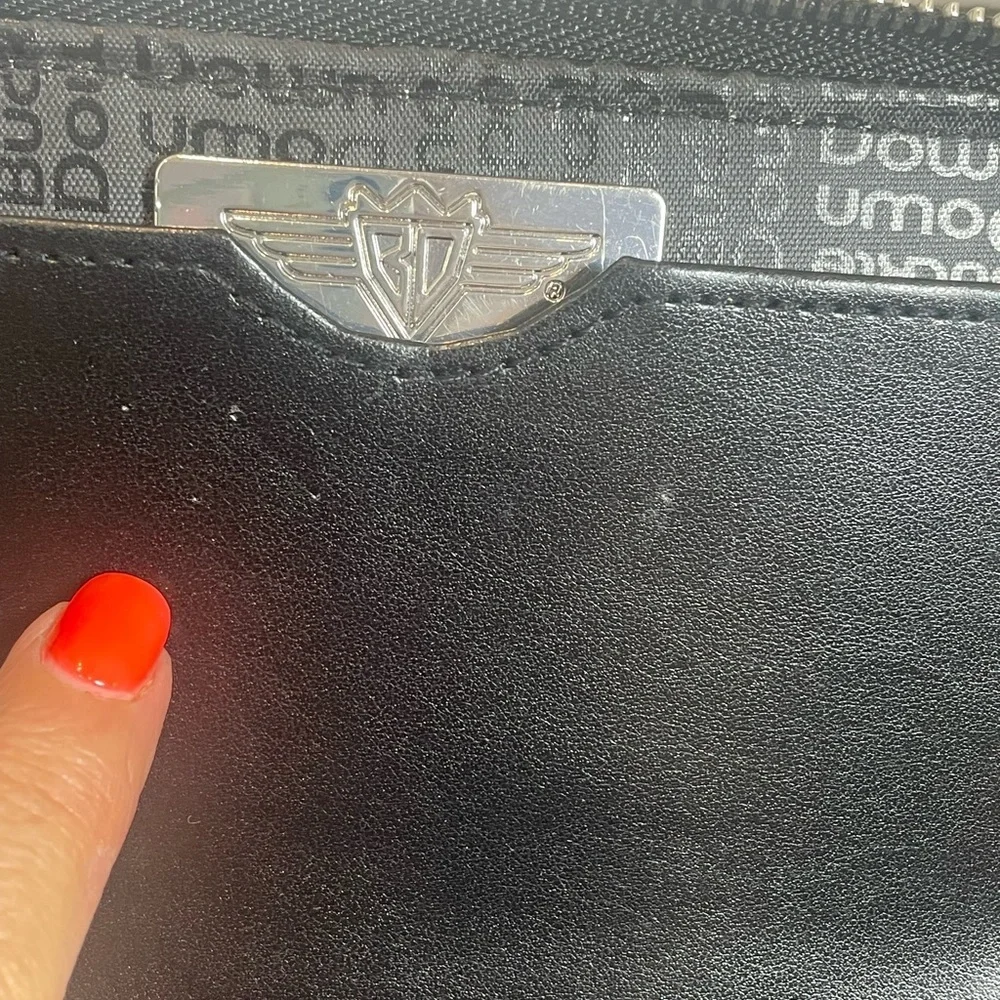 Buckle-Down elegant wallet