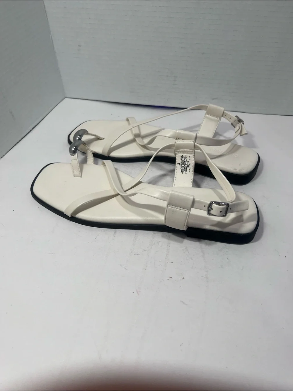Old Navy sleek white