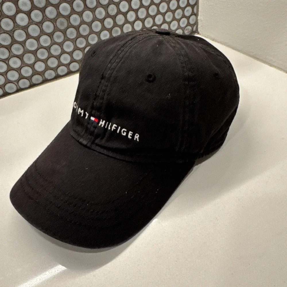 Tommy Hilfiger socialflare curated