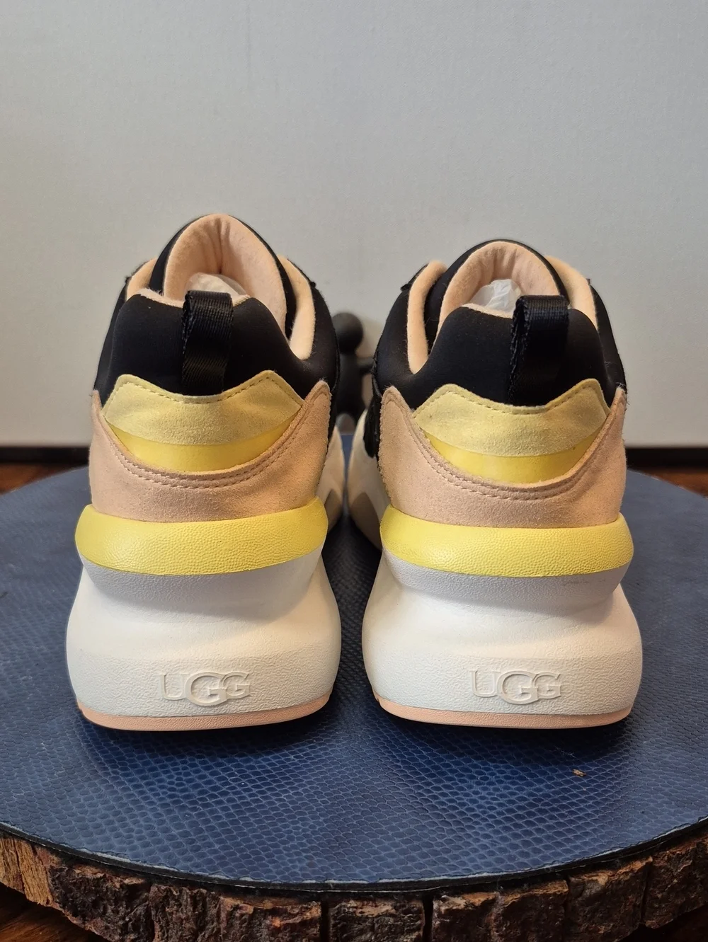 UGG la flex