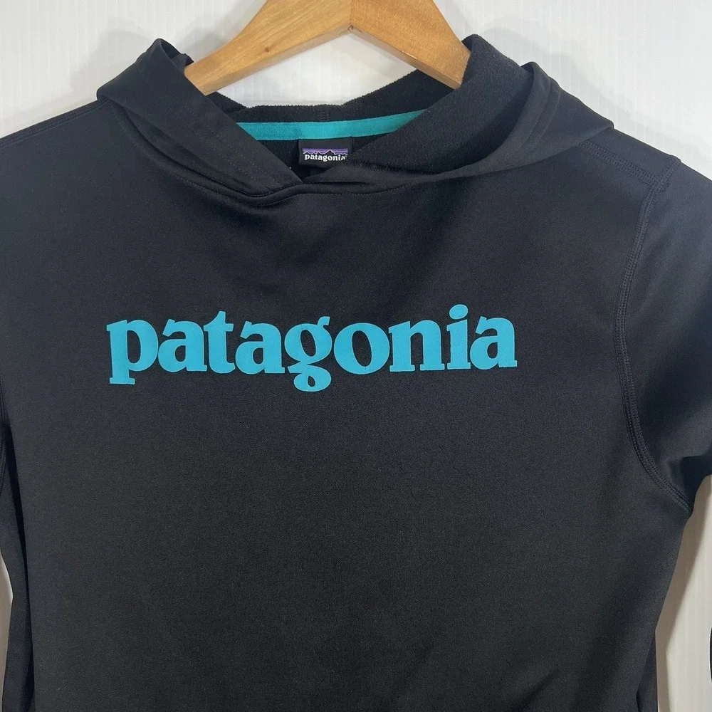 Patagonia boys graphic